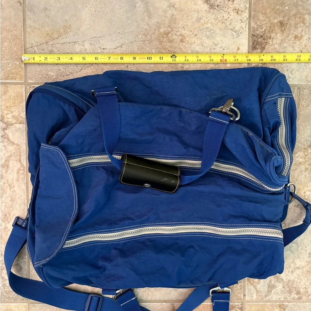 Vintage Pepsi Royal Blue Duffel Bag Travel Zip Snap Logo Rare 90s Dual Handle